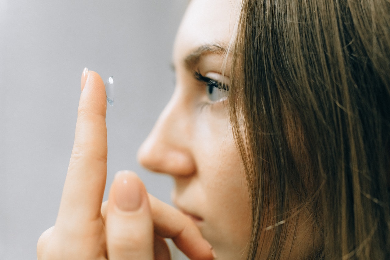 Is Contact Lenses Safe for Water Sports?