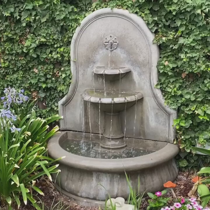 Estancia Wall Fountain Made of Cast Stone