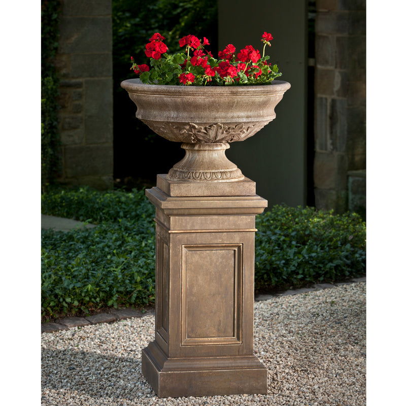 Coachhouse Urn on Coachhouse Pedestal